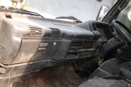 หกล้อดั้ม อีซูซุ NKR130เทอร์โบว์ รถห้างปี44ยูโรทู สภาพพร้อมใช้ ดั้มสามมิตร 5คิว (ราคา 370,000บ) เล่มทะเบียนพร้อมโอน