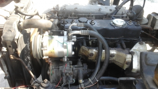 ขายด่วนรถ6ล้อรถบรรทุกนํ้าเครือง110แรงบรรจุ6000ลิตรเอกสารมี