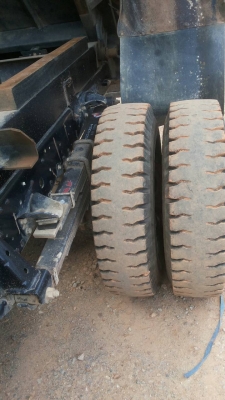 รถอีซุซุ 6 ล้อดั้ม NPR 150 แรงม้า ปี 51.   ( รถวิ่ง 8x,xxx กว่า กม. )     สนใจติดต่อ  081 - 6079515