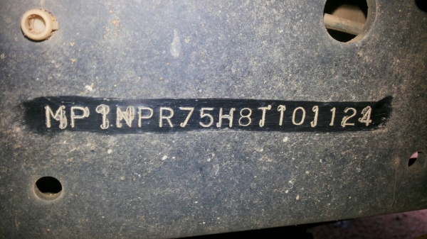 รถอีซุซุ 6 ล้อดั้ม NPR 150 แรงม้า ปี 51.   ( รถวิ่ง 8x,xxx กว่า กม. )     สนใจติดต่อ  081 - 6079515