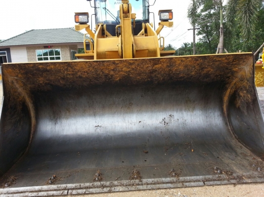 รถตัก XGMA - 935H.  ( รถทำงาน 3xx กว่า ชม. )   สนใจติดต่อ  081 - 6079515