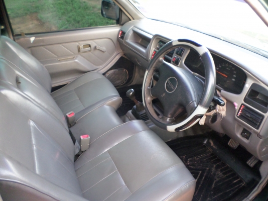 ขายรถกระบะ ISUZU DRAGONEYE ตอนเดียว ปี2002  รถบ้านแท้เครื่องแน่นแรงดี ประหยัดน้ำมันสุดๆครัชซี่เดิมสวยไม่มีผุช่วงล่างแน่นปึก สีเขียวสวยๆ....เอกสารพร้อมโอนภาษีเต็ม กพ. ปี59 แอร์เย็นจัด+ชีดีMP3+USB +ล้อแม๊ค+ยางดี4เส้น+แม๊กไลเนอ+แบตเตอร์รี่ใหม่ รถสภาพพร้อมใช้