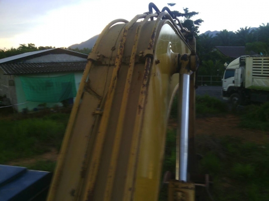 รถแบคโฮ KOMATSU  200 - 3      สนใจติดต่อ  081 - 6079515