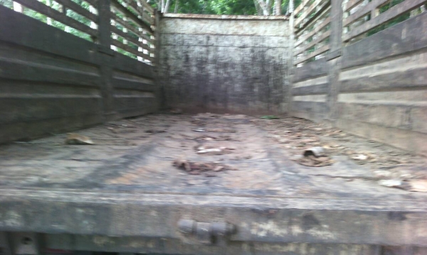 รถอีซูซุ 10 ล้อดั้ม FXZ  240 แรงม้า.  ( *  ขาวตัวสุดท้าย. )    สนใจติดต่อ  081 - 6079515