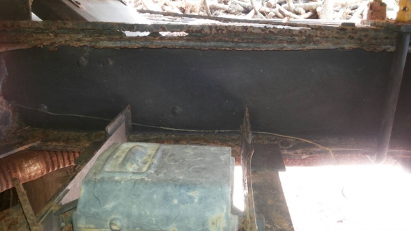 รถอีซูซุ 10 ล้อ บรรทุกน้ำ 175 แรงม้า.  ( ขายไม่มีเล่มทะเบียน. )    สนใจติดต่อ   081 - 6079515