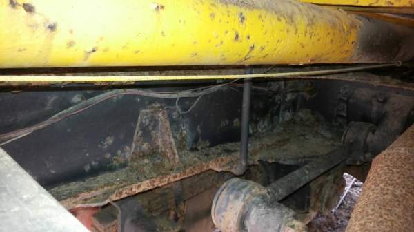 รถอีซูซุ 10 ล้อ บรรทุกน้ำ 175 แรงม้า.  ( ขายไม่มีเล่มทะเบียน. )    สนใจติดต่อ   081 - 6079515