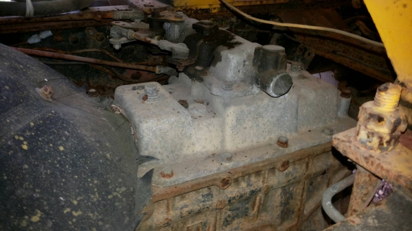 รถอีซูซุ 10 ล้อ บรรทุกน้ำ 175 แรงม้า.  ( ขายไม่มีเล่มทะเบียน. )    สนใจติดต่อ   081 - 6079515