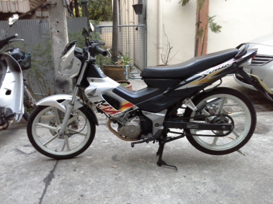 ขายโชนิคเครื่องเดิมๆ(สตาทมือปี47ไมค์ขาว)