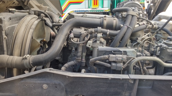 รถบรรทุก 6 ล้อ FTR 240 ตู้เปิด TEL. 0818524803