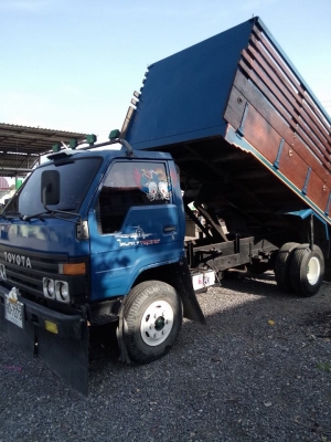 ขายหกล้อโตโยต้าBU91ปี36ดั้มเกษตร เครื่อง115เทอร์โบอินเตอร์ ช่วงล่างเอฟ ยางหลังเรเดียลใหม่ แอร์เย็น เครื่องดี หัวบาง คัสซีไม่มีบวม ทะเบียนพร้อมโอน ขายหกล้อโตโยต้าBU91ปี36ดั้มเกษตร เครื่อง115เทอร์โบอินเตอร์ ช่วงล่างเอฟ ยางหลังเรเดียลใหม่ แอร์เย็น เครื่องดี หัวบาง คัสซีไม่มีบวม ทะเบียนพร้อมโอน