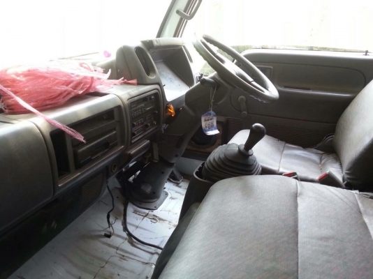 นิสัน แอ๊ดราส