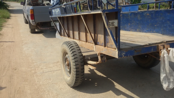 ขายสาลีทูบเหล็ก แหนบ อยู่วังบัว คลองขลุง กำแพงเพชร ราคา 12000บาท สนใจสอบุถามได้ที่081 3655997 อ๋าพร  พาเจริญ  ราคาต่อรองได้อีกนะครับ