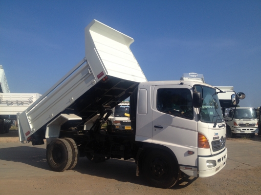 ขาย HINO MEGA เครื่อง HO7C 185 แรงม้า แรงๆลุยๆสวยๆ ถูกๆ กระบะดั้มพ์ดิน ยาว 3.80 เมตร ดั้มพ์ 6 ตัน ยาง 825/16 และ 825/20 สวยๆพร้อมใช้พร้อมวิ่งพร้อมทะเบียน และพร้อม ขายค่ะ