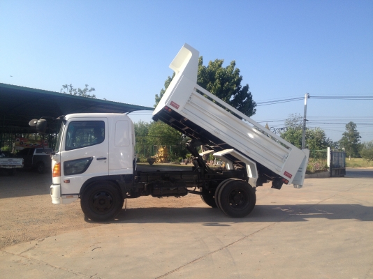 ขาย HINO MEGA เครื่อง HO7C 185 แรงม้า แรงๆลุยๆสวยๆ ถูกๆ กระบะดั้มพ์ดิน ยาว 3.80 เมตร ดั้มพ์ 6 ตัน ยาง 825/16 และ 825/20 สวยๆพร้อมใช้พร้อมวิ่งพร้อมทะเบียน และพร้อม ขายค่ะ