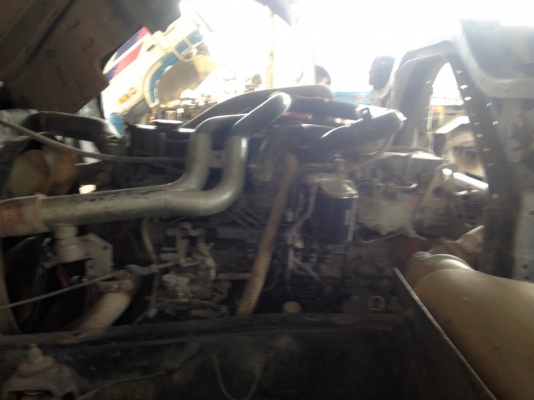 ขายเครื่องอีซูสุ 230 แรงม้า ราคา130,000บาท