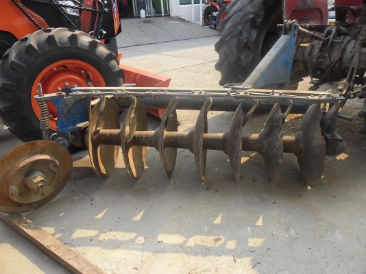 ขายรถแมสซี่ รุ่น 185 ขายรถแมสซี่ รุ่น 185