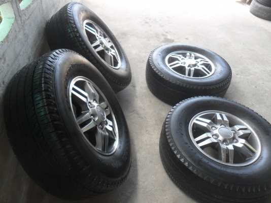 ล้อแม็ก 16นิ้ว 6รู อีซูสุ พร้อมยาง สวยๆ 4 ล้อ ราคา 7900 บาท