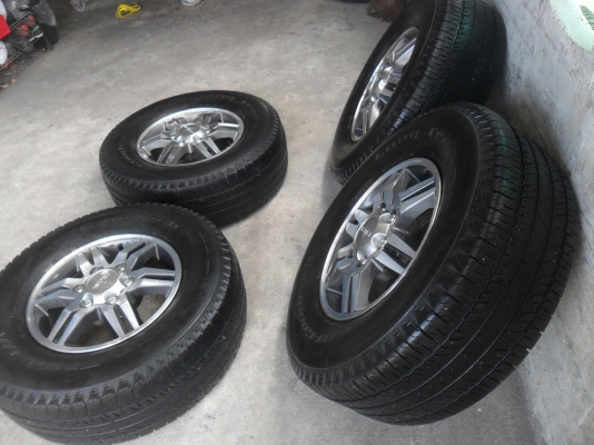 ล้อแม็ก 16นิ้ว 6รู อีซูสุ พร้อมยาง สวยๆ 4 ล้อ ราคา 7900 บาท