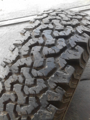 31x10.50R15 Bf Goodrich พร้อมแม็ก มี 1 ล้อ tel.081-427-3941 31x10.50R15 Bf Goodrich พร้อมแม็ก มี 1 ล้อ tel.081-427-3941