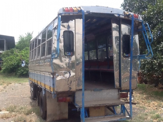 ขายรถโดยสารTL85แรง ยาว4.30เมตร เครื่องดี แคชซีสวย ยางใหม่ ภายในสวย สภาพพร้อมใช้งาน เอกสารพร้อมโอน สนใจโทร 090-8588220คุณนะ 093-3258446คุณบิว ID:narong498 หรือ www.truck.in.th/498 หรือเพจFacebook ณรงค์ ซื้อขายรถมือสอง (เว็บไซต์ส่วนตัว)