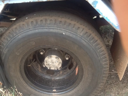 ขายรถโดยสารTL85แรง ยาว4.30เมตร เครื่องดี แคชซีสวย ยางใหม่ ภายในสวย สภาพพร้อมใช้งาน เอกสารพร้อมโอน สนใจโทร 090-8588220คุณนะ 093-3258446คุณบิว ID:narong498 หรือ www.truck.in.th/498 หรือเพจFacebook ณรงค์ ซื้อขายรถมือสอง (เว็บไซต์ส่วนตัว)