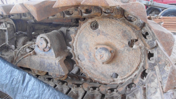 ขายแทรกเตอร์ D5  สภาพใช้งานได้ดีเครื่องยนต์เดินเรียบFURUKAWA