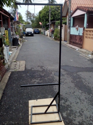 ขายขาป้ายธงญี่ปุ่น มี 2 อัน ขายขาป้ายธงญี่ปุ่น มี 2 อัน
