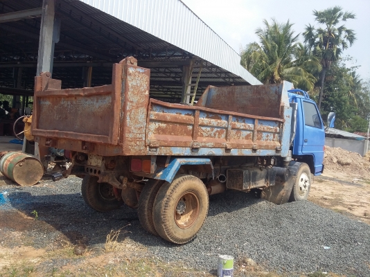 ขายรถ 6 ล้อ 2 คัน ครับ ดั้มกับติดเฮียบ ขายรถ 6 ล้อ 2 คัน ครับ ดั้มกับติดเฮียบ