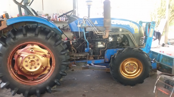 ขายครับรถแช้มป์สองเพลา4548แรง ราคา185000บาท มีไบมีดหน้า ไม่มีอุปกรณ์หลังรถสวยมากเดิมอยู่ วังบัว อคลองขลุง จ กำแพงเพชรสนใจโทร 0813655997 อำพรพาเจริญราคาคุยกันได้อีกนะครัย