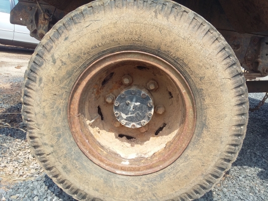 ขายรถ 6 ล้อ 2 คัน ครับ ดั้มกับติดเฮียบ ขายรถ 6 ล้อ 2 คัน ครับ ดั้มกับติดเฮียบ