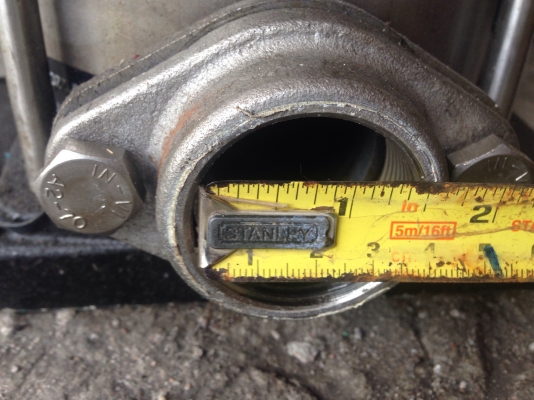 ขายปั้มน้ำแรงดันสูง Ebara 4HP. 380V ขนาดเข้า ออก 1.5นิ้ว สภาพสวย พร้อมชุดถังกรองน้ำสแตนเลสอย่างดี 2 ใบ พร้อมใช้งาน