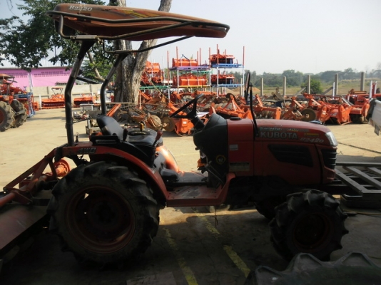 ขายรถแทรกเคอร์ คูโบต้า รุ่น B2420