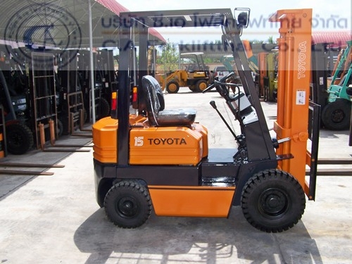 ขายรถ โฟล์คลิฟท์ TOYOTA รุ่น 5-FGL15