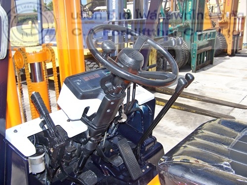 ขายรถ โฟล์คลิฟท์ TOYOTA รุ่น 5-FGL15