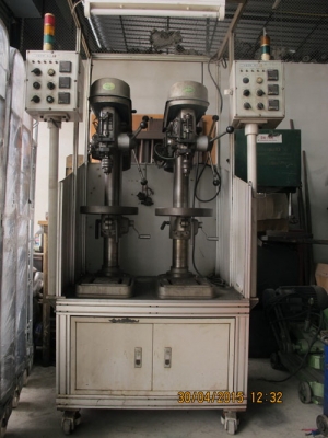 ขายแท่นสว่านคู่คอนโทรลด้วยลมสภาพใหม่มาก