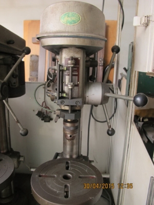 ขายแท่นสว่านคู่คอนโทรลด้วยลมสภาพใหม่มาก