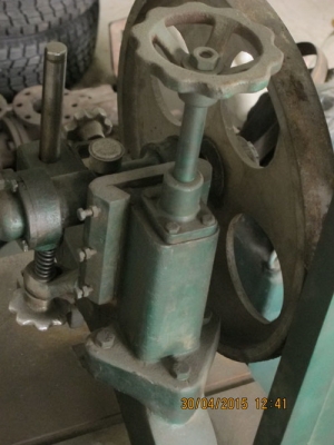 ขายเลื่อยสายพานญี่ปุ่น DAI-I-CHI ขนาดใหญ่ ตัดไม้หรือเหล็กได้ ขายเลื่อยสายพานญี่ปุ่น DAI-I-CHI ขนาดใหญ่ ตัดไม้หรือเหล็กได้