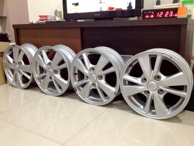 แม็กซ์ AVANZA