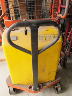 ขายแฮนด์ลิฟไฟฟ้า ORYZAพร้อมอุปกรณ์ชาร์จไฟครบ ของนอกแท้สวยๆ