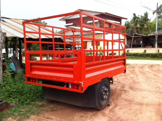 พ่วงยกดั้ม 8 ตัน ขนสะดวกเทง่าย รับประกันความพอใจครับ