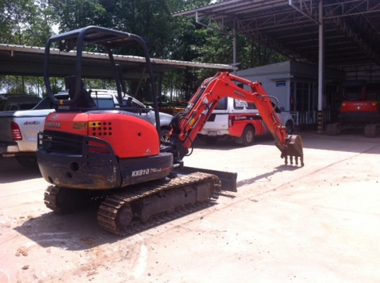 ขายรถขุดคูโบต้า รุ่น KX91-3S2 ขนาด 30 แรงม้า