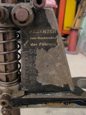 ขายแท่นจับสว่านของเยอรมันสูง50เซนติเมตร ขายแท่นจับสว่านของเยอรมันสูง50เซนติเมตร