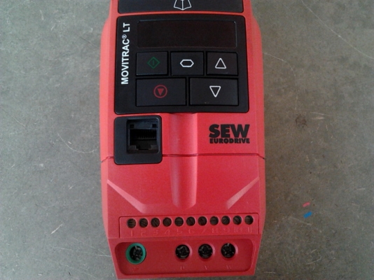 ขาย  INVERTER ยี่ห้อ SEW EURODRIVE 0.75 KW, 1 HP