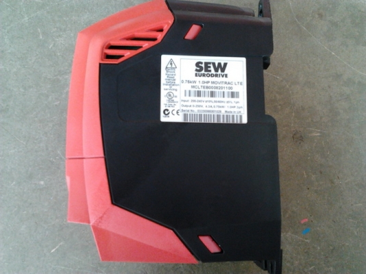ขาย  INVERTER ยี่ห้อ SEW EURODRIVE 0.75 KW, 1 HP
