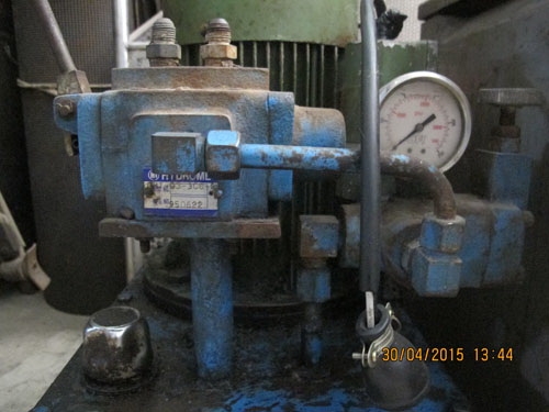ขายมอเตอร์ปั๊มไฮดรอลิคSEMCO พร้อมวาวล์ปรับน้ำมันเข้าออก ขนาด3แรงไฟบ้าน220โวลท์