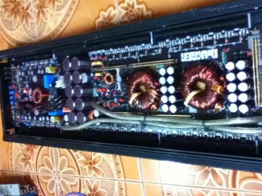 ขายแอมป์ Calss D เฟอร์ริส 5000W เต็ม ซับ 15" สบาย รับประกัน