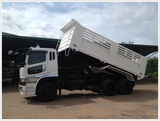 ขายไม่แพง FUSO SUPERGREAT เครื่อง 6M70 กระบะดัมพ์ดิน ยาว 6.00 เมตร กว้าง 2.50 เมตร ดั้มพ์ 15 ตัน ยางใหม่ 11 เส้น พร้อมป้าย พร้อมเล่มทะเบียน รถเหมือนใหม่ป้ายแดง สนใจรีบเลยนะคะ