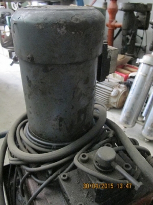 ขายมอเตอร์ปั๊มไฮดรอลิค2แรงไฟบ้าน220โวลท์พร้อมวาวล์ปรับแรงดัน