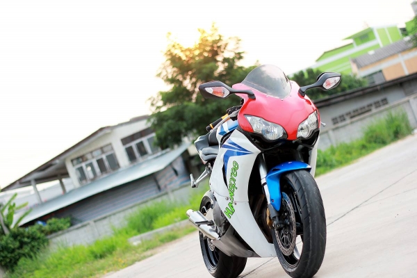 cbr 929หัวฉีด สพม แบตใหม่ ราคา128000 0894050202เป้