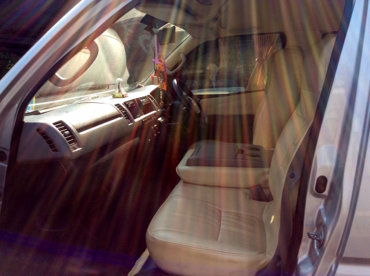 ขายรถตู้ Toyota ปี2006 แต่งVIP